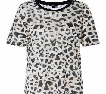 New Look Petite Black Leopard Print T-shirt 3134623