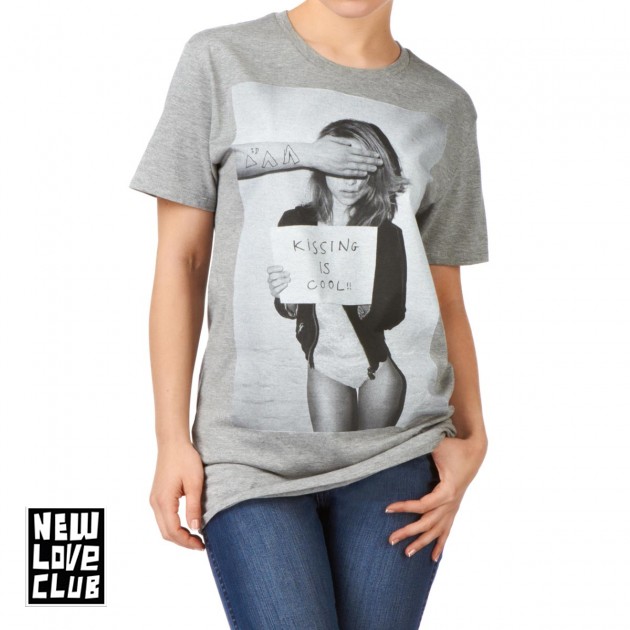 New Love Club Womens New Love Club Kissing Is Cool T-Shirt -
