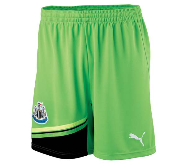 Newcastle Puma 2011-12 Newcastle Away Goalkeeper Shorts (Kids)