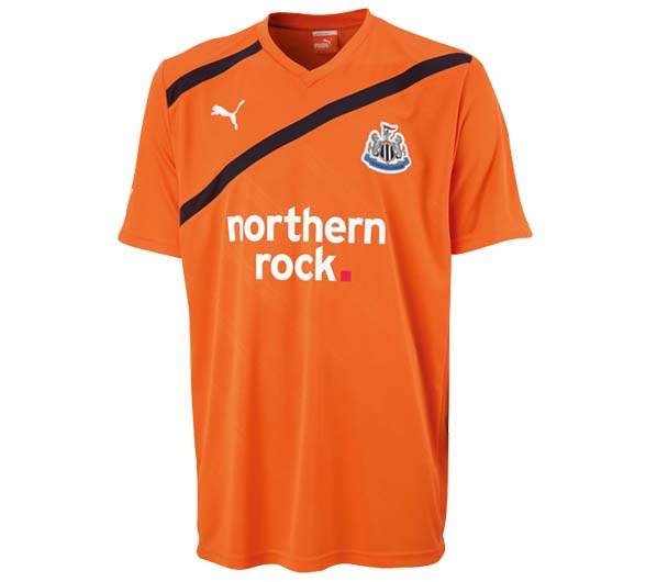 Newcastle Puma 2011-12 Newcastle Away Puma Football Shirt