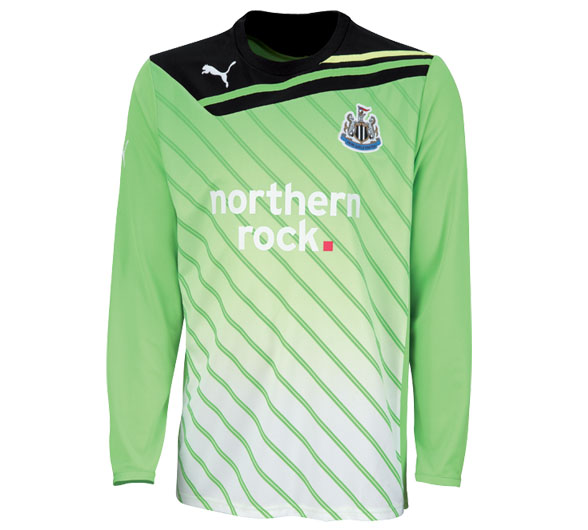 Newcastle Puma 2011-12 Newcastle Away Puma Goalkeeper Shirt