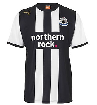 Newcastle Puma 2011-12 Newcastle Home Puma Football Shirt