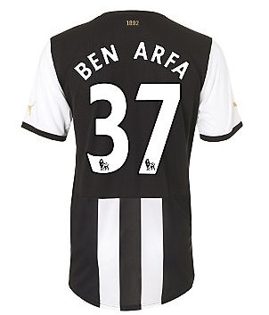 Newcastle Puma 2011-12 Newcastle Puma Home Football Shirt (Ben
