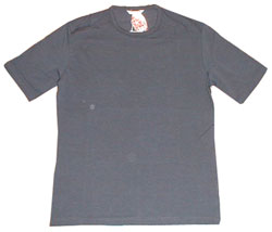 Short sleeved t-shirt with small logo