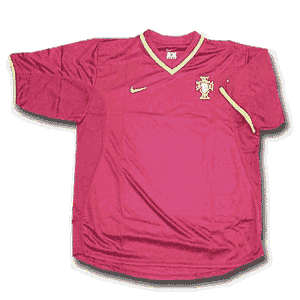Nike 00-01 Portugal Home shirt - boys