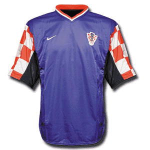 01-02 Croatia Away shirt - players release