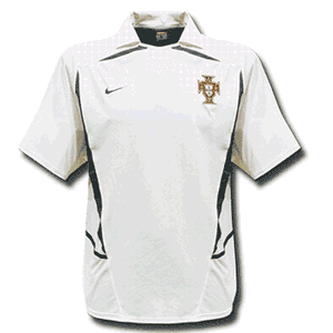 Nike 02-03 Portugal Away shirt
