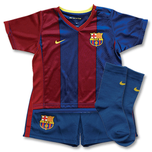 Nike 06-07 Barcelona Home Infants Kit