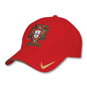 Nike 08-09 Portugal Federation Cap - Red