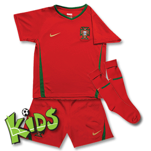 Nike 08-09 Portugal Home Little Boys Kit