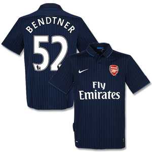 09-10 Arsenal Away Shirt + Bendtner 52