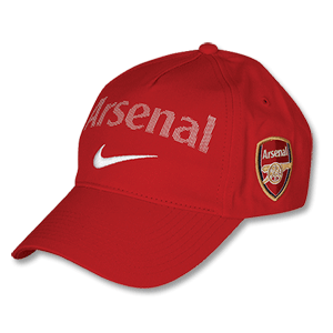 09-10 Arsenal Cap - Red