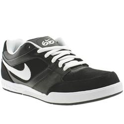 Male 6.0 Zoom Primo Suede Upper Nike in Black