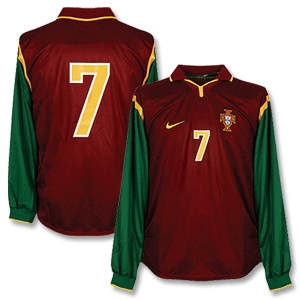Nike 98-99 Portugal Home L/S Shirt   No. 7