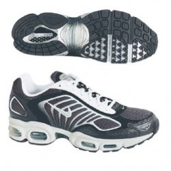 Nike Air Max Tailwind on and off road running shoe
