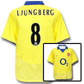 Arsenal Away Shirt 2003/04 with Ljungberg 8 printing.