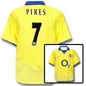 Arsenal Away Shirt 2003/04 with Pires 7 printing.