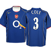 Arsenal Kids Away Shirt - 2004 - 2005 with Cole 3 printing.