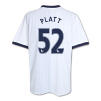 Nike Aston Villa Away Shirt 2009/10 with Platt 52