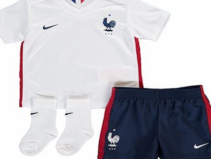 Nike France Away Kit 2015 - Infants White 640824-105