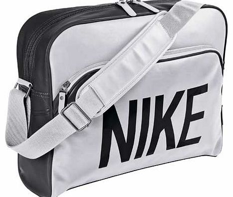 Nike Heritage Track Messenger Bag - White