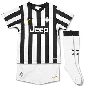 Nike Juventus Home Little Boys Kit 2014 2015