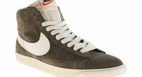 Khaki Blazer Mid Suede Vintage Trainers