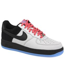 Nike Male Air Force 1 07 Le Leather Upper Fashion Trainers in White and Black