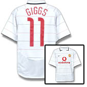 Nike Manchester United European Shirt 2003/05 with Giggs 11 printing.