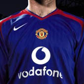 Nike Manchester United Kids Away Long Sleeve Shirt - 2005/07.