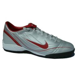 Nike Pace Vapor Astro Turf Football Boot - under andpound;30