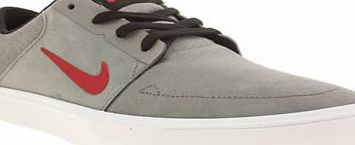 nike skateboarding Grey Portmore Trainers
