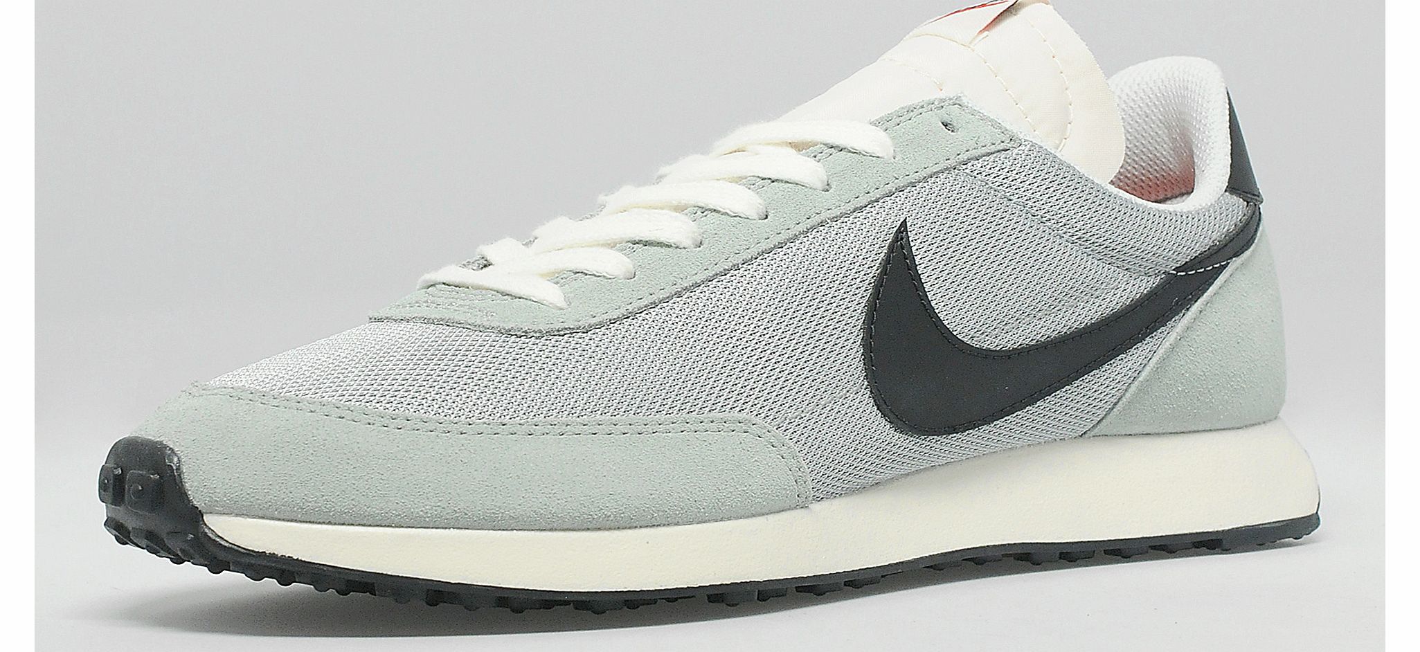tailwind nike trainers