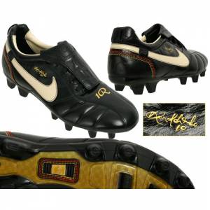 Nike Tiempo Ronaldinho FG