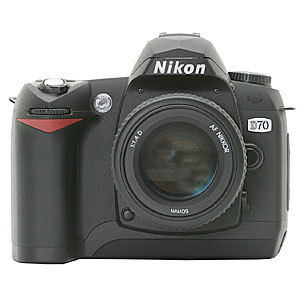 NIKON D70 & 18-70mm Lens Kit