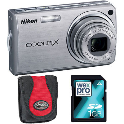 S550 Silver Compact Camera with Bag and