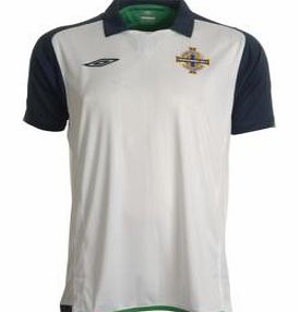 Umbro 09-10 Northern Ireland Away Football Shirt