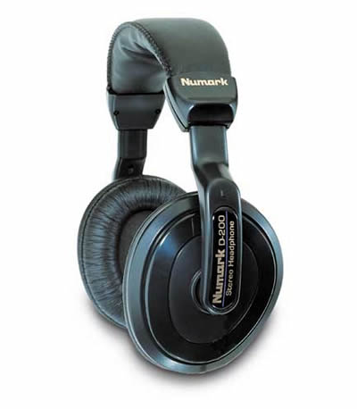 Numark D200