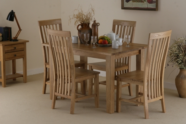 Compact Solid Oak Dining Set With 4 Solid Oak