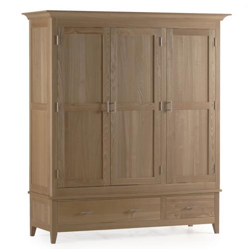 Oakleigh Furniture Oakleigh Wardrobe Triple with Drawer 903.323