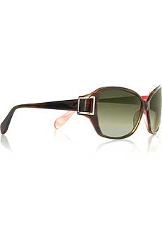 Tortoiseshell framed sunglasses with brown graduated lenses.