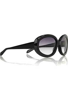 Black frame oversized sunglasses with graduated tinted lenses.