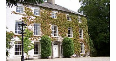 One Night Break In a Classic Room with Dinner at