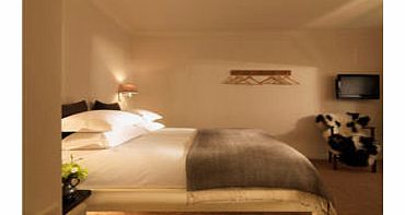 One Night Break with Dinner at The Olde Bell Inn