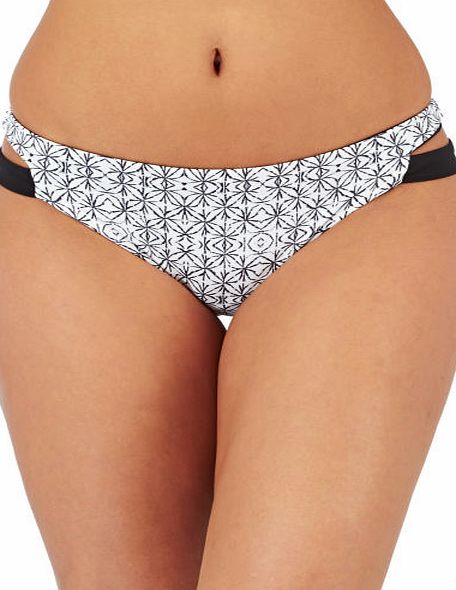 O`Neill Womens ONeill Island Bikini Bottom - White Aop