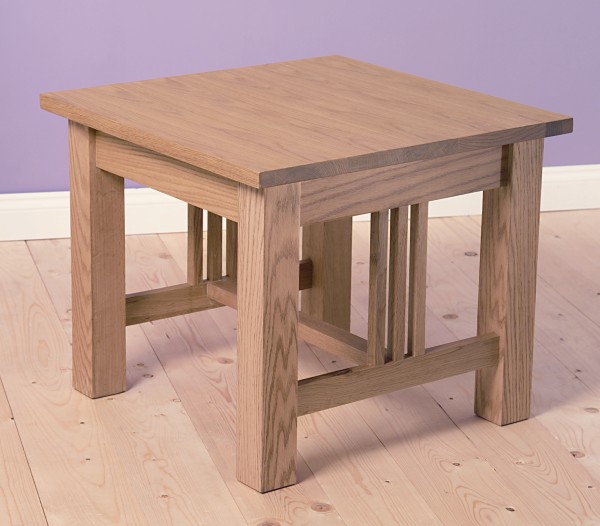 oregon Oak Lamp Table