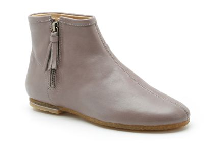 Mendip Valley Grey Leather