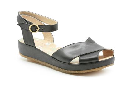 Originals Vanilla Cream Black Leather