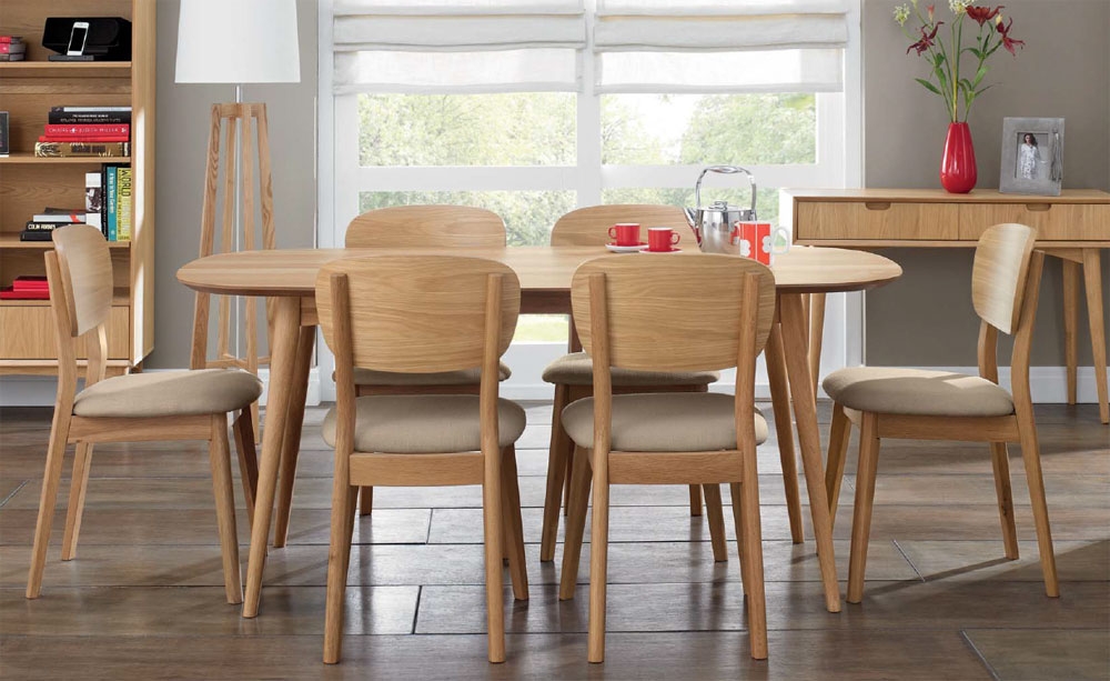 Oak 6 Seater Dining Table & Choice of 6