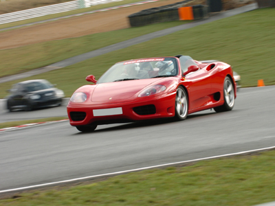 Over andpound;300 Aston Martin vs Ferrari vs Lamborghini